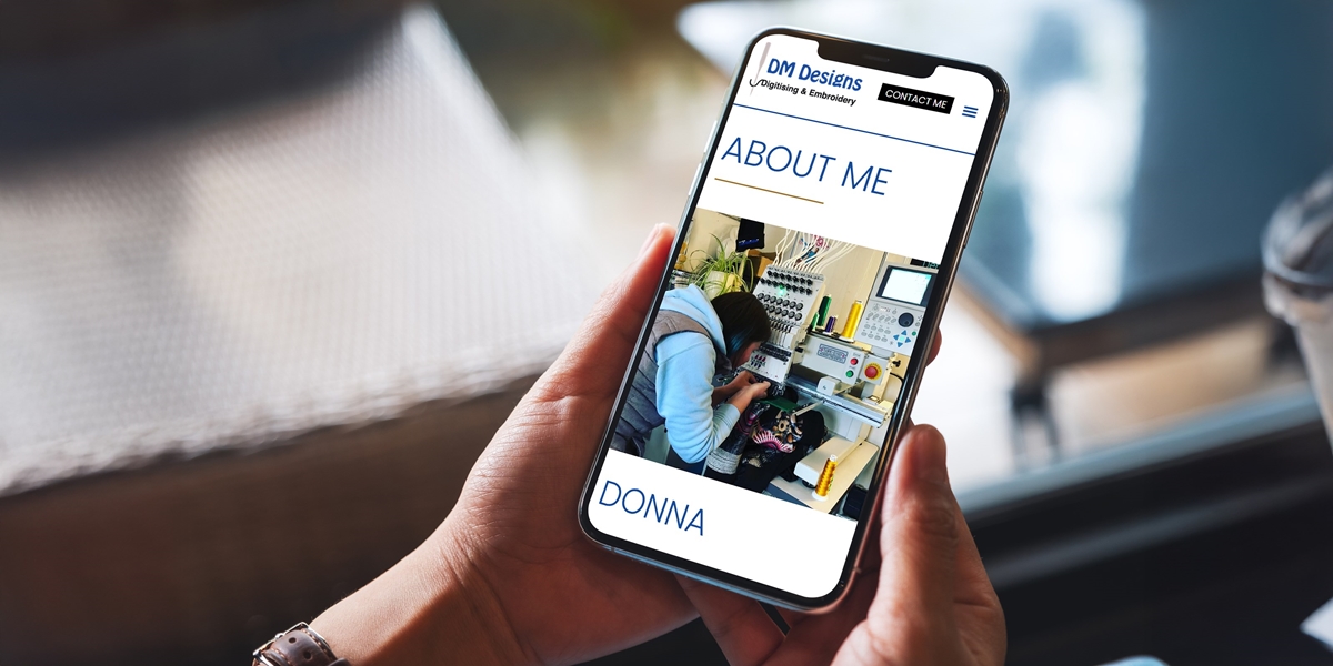 Mobile phone in woman's hand